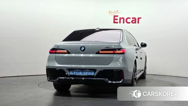 BMW i7 (G70) id 4474301 из Кореи 28