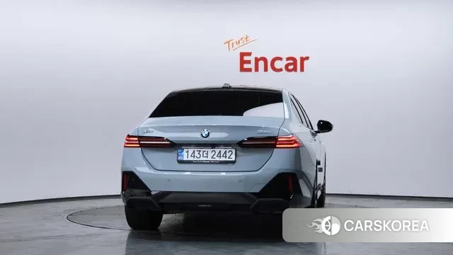 BMW 5 Series (G60) id 3720719 из Кореи 14