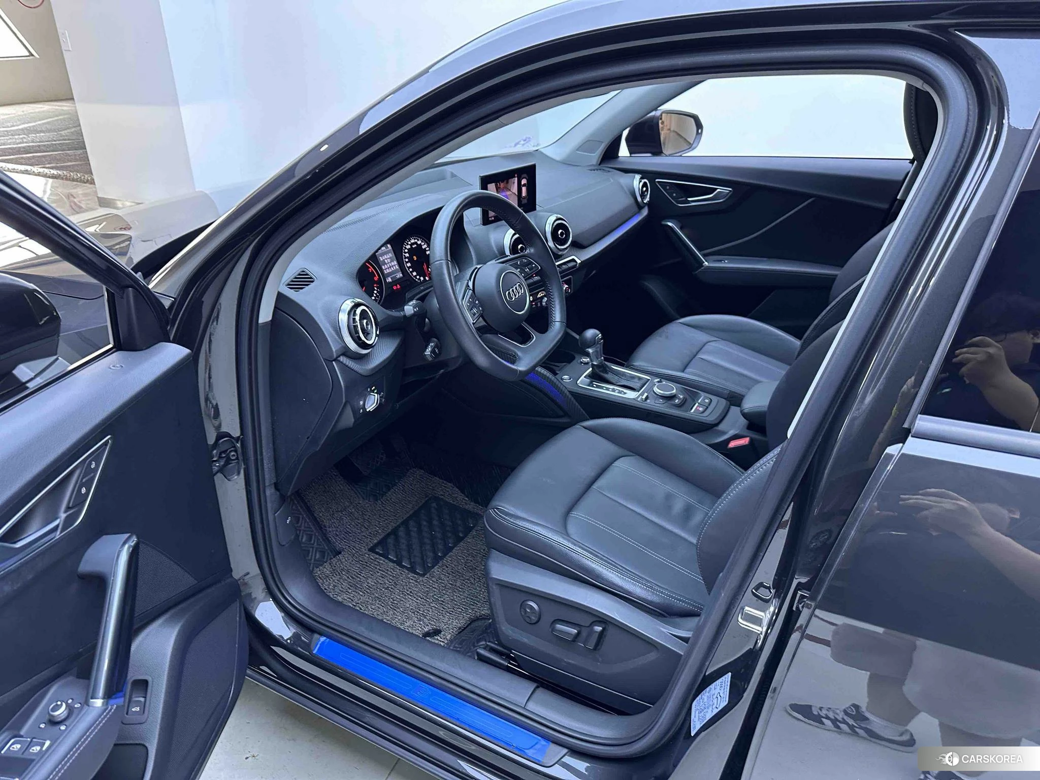 Audi Q2L id 4512639 из Китая 13
