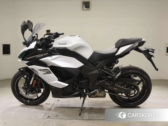 Проданный Kawasaki NINJA1100 SX 2025 из Японии, фото 2