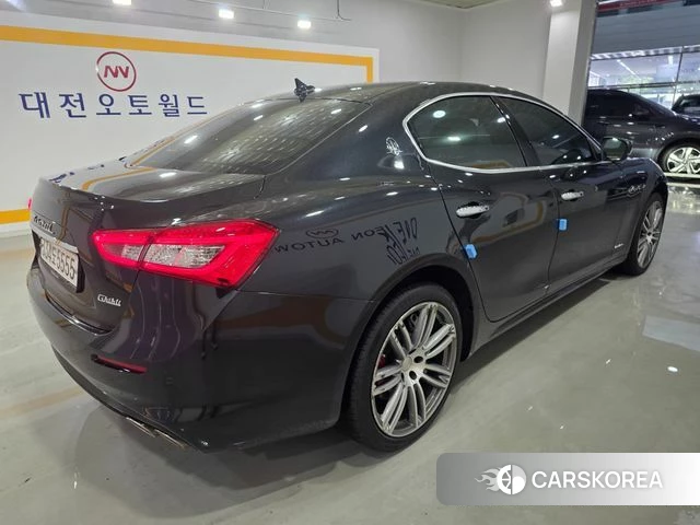 Maserati Ghibli id 4574026 из Кореи 14