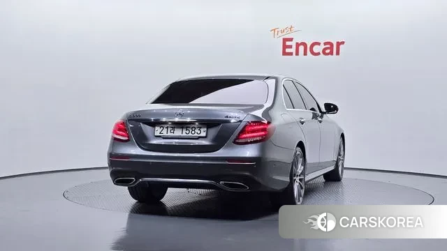 Mercedes-Benz E-Class W213 id 3188579 из Кореи 14
