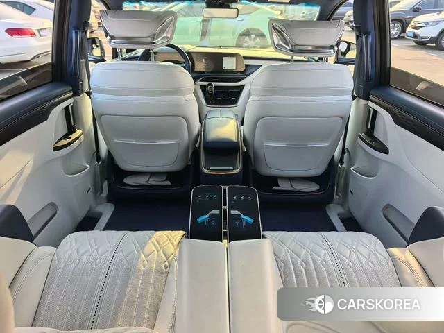 Buick GL8 id 4242463 из Китая 21