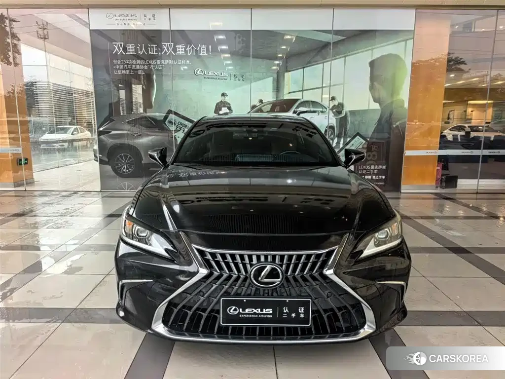 Lexus ES 2022 Черный из Китая, фото 4