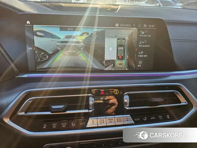 BMW X6 (G06) 2022 Черный из Кореи, фото 4