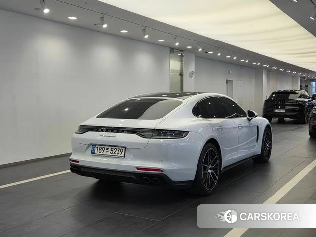 Porsche Panamera (971) 2022 Белый из Кореи, фото 4