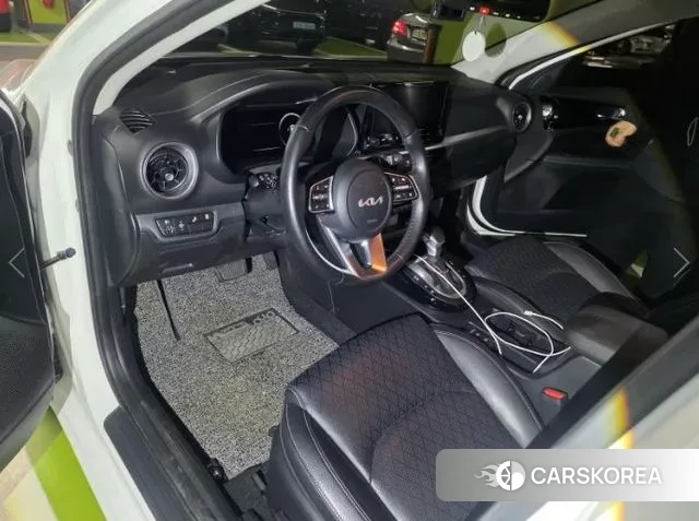 Kia The New K3 2nd generation 2022 Белый из Кореи, фото 4