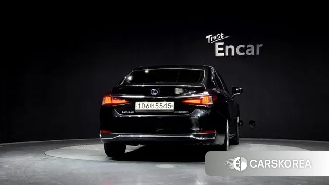 Lexus ES300h 7th generation id 3665855 из Кореи 14