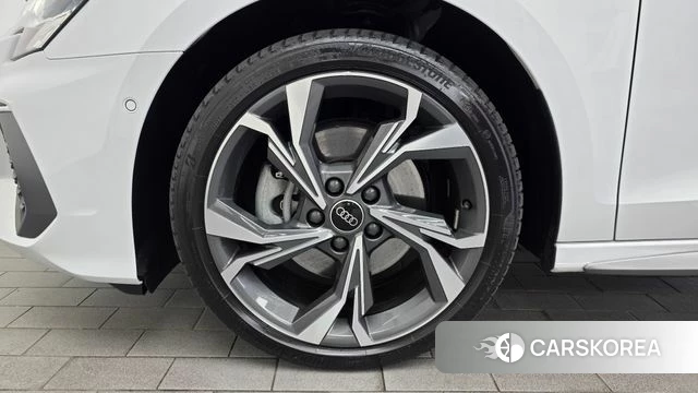 Audi A3 (8Y) id 4506080 из Кореи 27