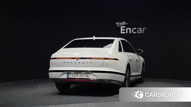 Hyundai Grandeur Hybrid (GN7) id 3518257 из Кореи 14