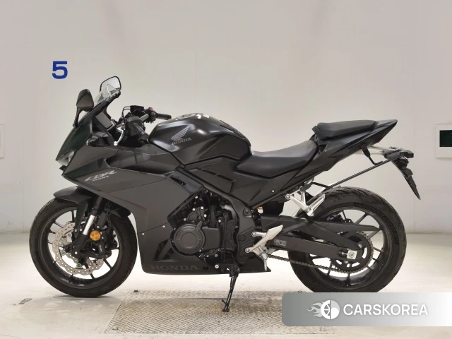 Проданный Honda CBR400R 2025 из Японии, фото 2