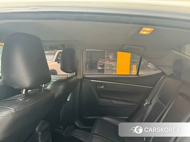 Toyota Corolla 2018 Белый из Китая, фото 4