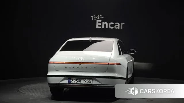 Hyundai Grandeur (GN7) id 3629626 из Кореи 14