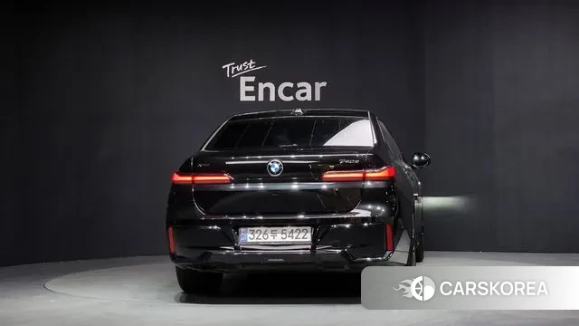 BMW 7 Series (G70) id 3599606 из Кореи 14