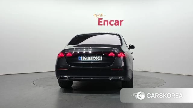 Mercedes-Benz E-Class W214 id 3876752 из Кореи 14