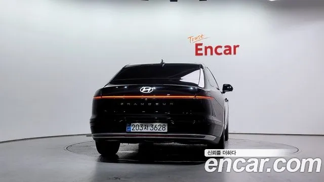 Hyundai Grandeur (GN7) id 2862377 из Кореи 14