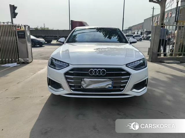 Audi A4L 2023 Белый из Китая, фото 4