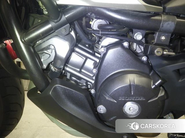Engine photo