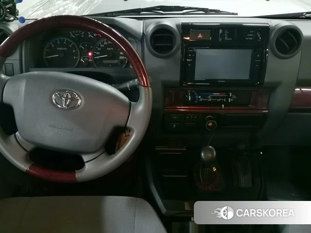 Toyota Land Cruiser 70 Series id 4359315 из Китая 9