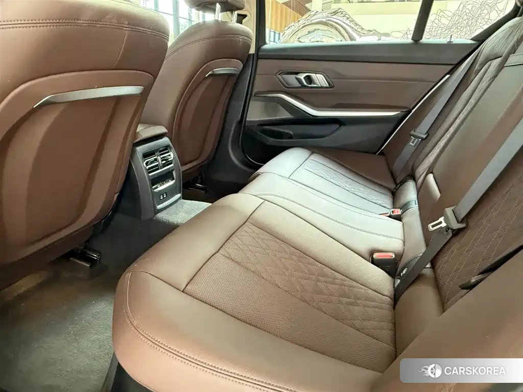 BMW 3 series id 4578190 из Китая 10
