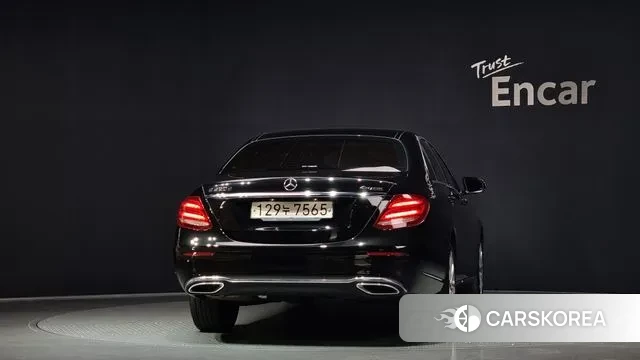 Mercedes-Benz E-Class W213 id 2994972 из Кореи 14