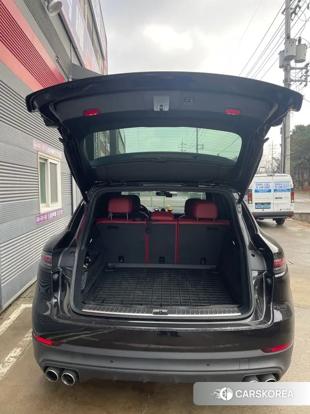 Porsche Cayenne (PO536) 2019 Черный из Кореи, фото 4