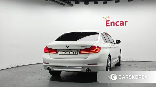 BMW 5 Series (G30) id 3844215 из Кореи 14