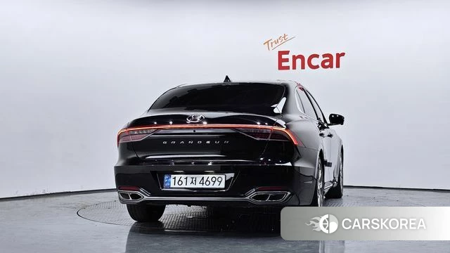 Hyundai The New Grandeur IG Hybrid id 4581021 из Кореи 30