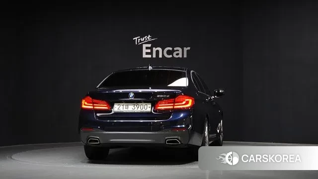 BMW 5 Series (G30) id 3449715 из Кореи 14