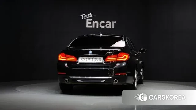 BMW 5 Series (G30) id 2990747 из Кореи 14