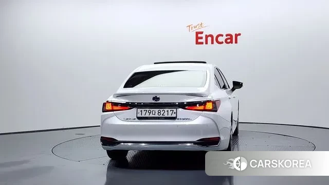 Lexus ES300h 7th generation id 3312831 из Кореи 14