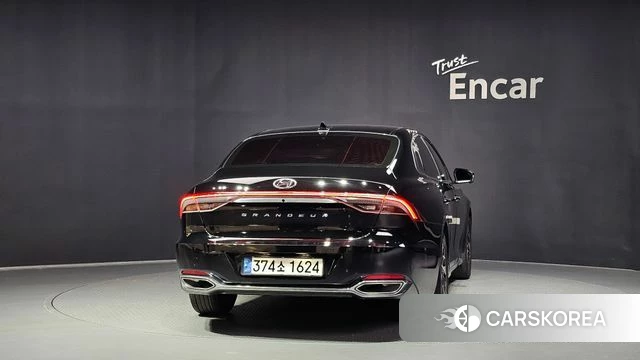 Hyundai The New Grandeur IG Hybrid id 4716881 из Кореи 29