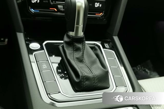 Volkswagen Magotan id 4313990 из Китая 18