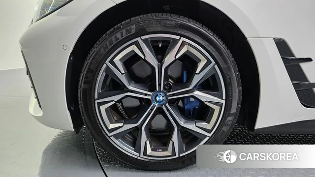BMW i4 id 4740131 из Кореи 28