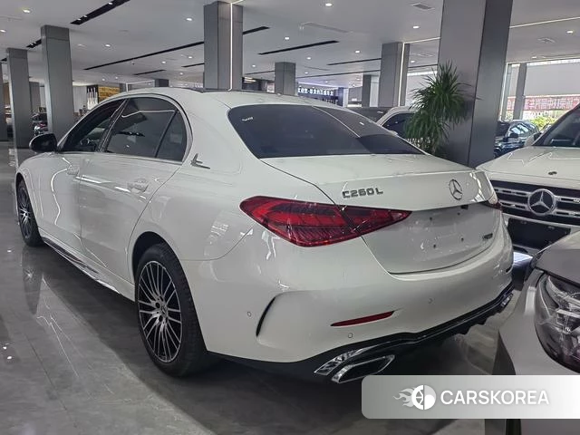 Mercedes-Benz Class C 2023 Белый из Китая, фото 4