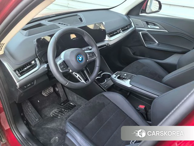BMW iX1 id 4260337 из Китая 9