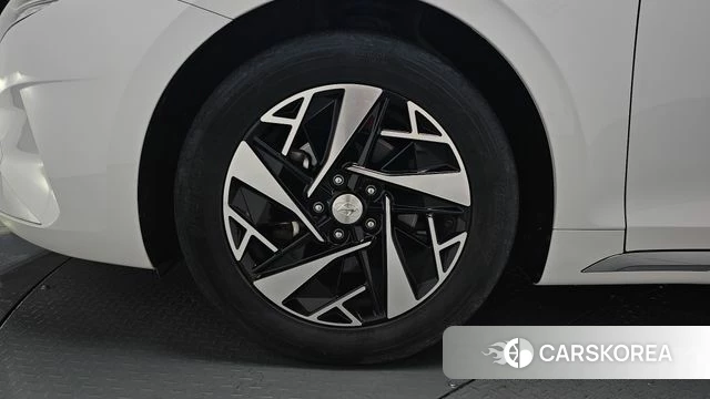 Hyundai The New Grandeur IG Hybrid id 4284838 из Кореи 29