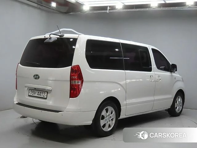 Hyundai The New Grand Starex id 4295151 из Кореи 14