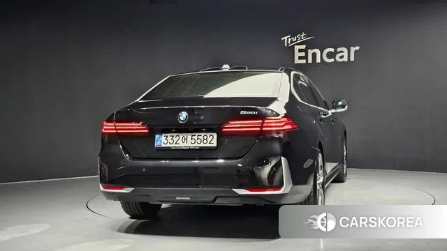 BMW 5 Series (G60) id 3457104 из Кореи 14