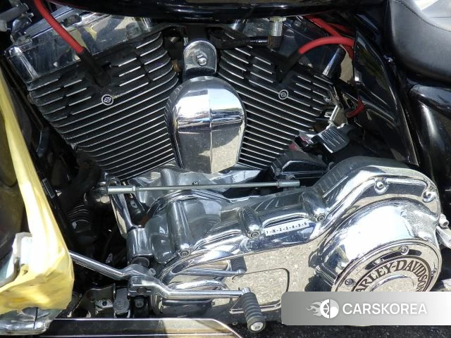 Engine photo