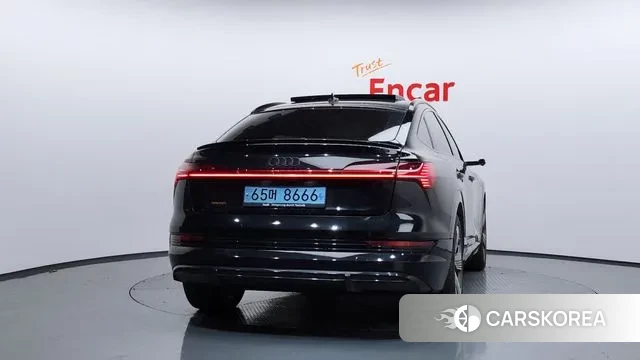 Audi e-Tron id 3378893 из Кореи 14
