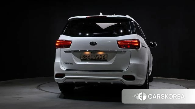 Kia The New Carnival id 4895616 из Кореи 26