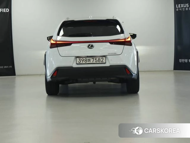 Lexus UX300h id 4879321 из Кореи 8