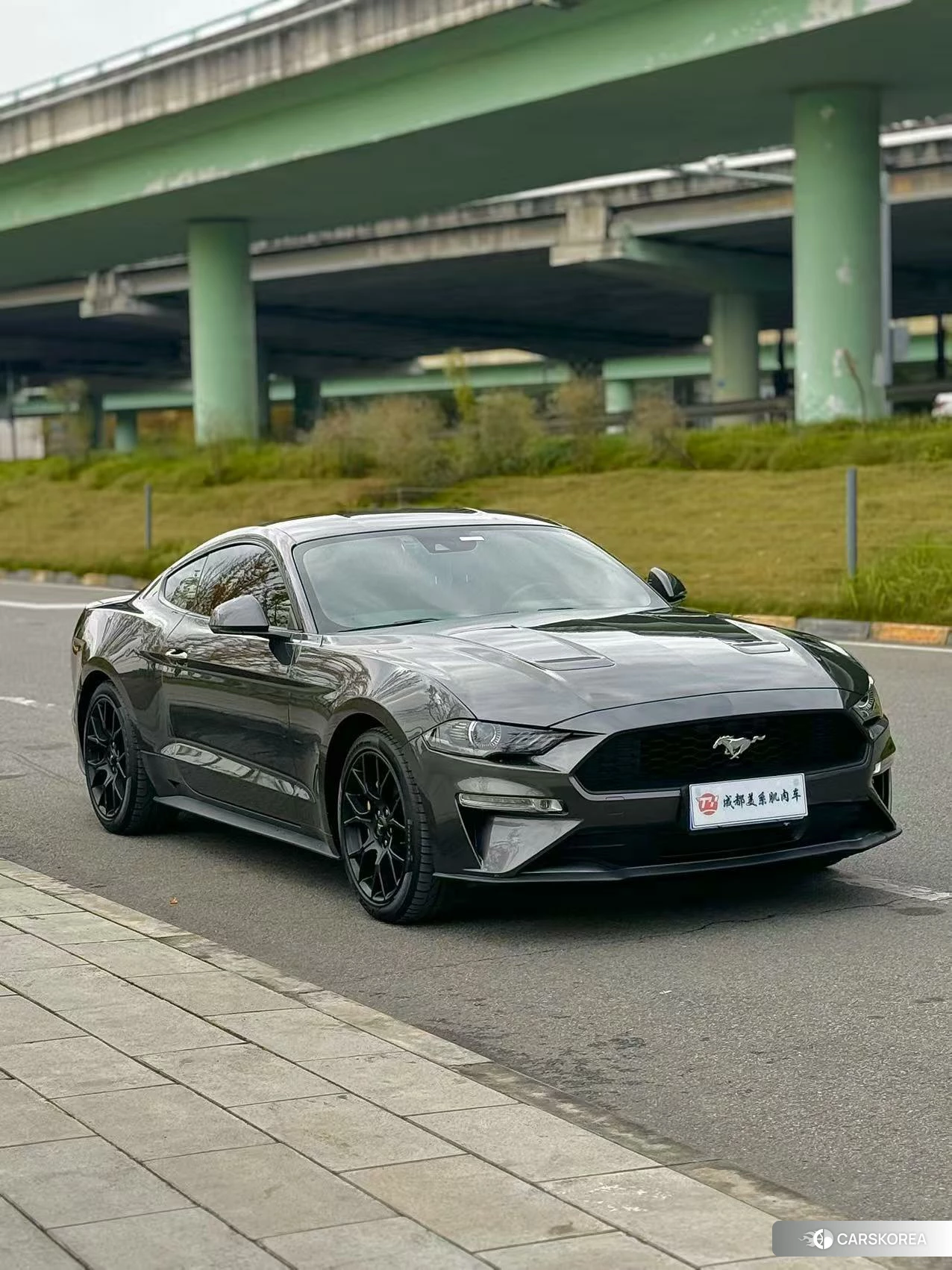 Ford Mustang 2020 Черный из Китая, фото 4