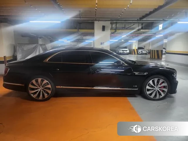 Bentley Flying Spur 3rd Generation id 3049703 из Кореи 10