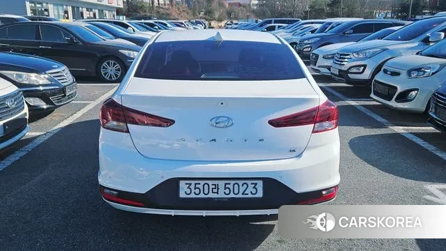 Hyundai The New Avante AD id 3520246 из Кореи 14