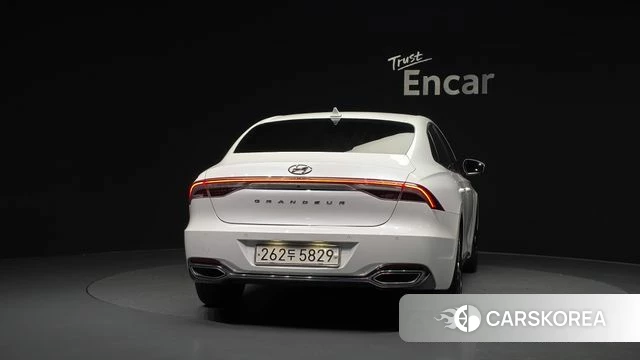 Hyundai The New Grandeur IG id 4482709 из Кореи 26