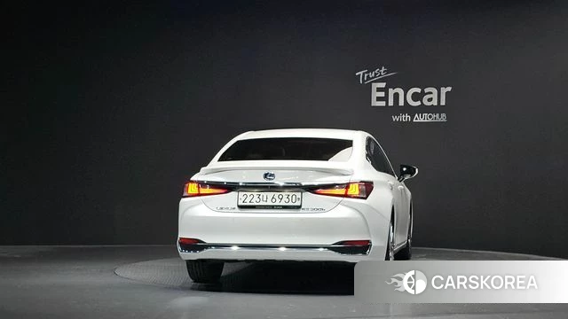 Lexus ES300h 7th generation id 4899261 из Кореи 27