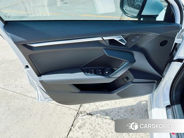 Audi A3 id 4368132 из Китая 15
