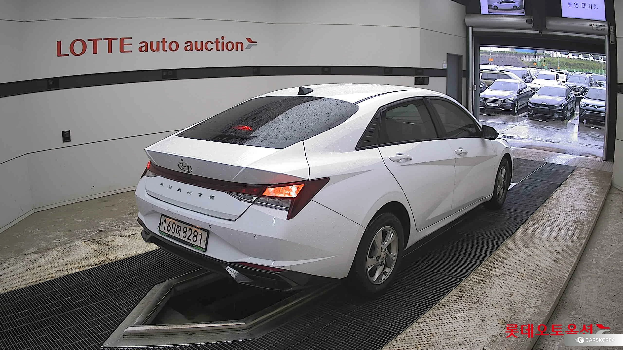 Hyundai Avante id 4352328 из Кореи 32